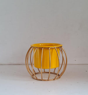 Metal Mini Pot with Stand Model No: 1343