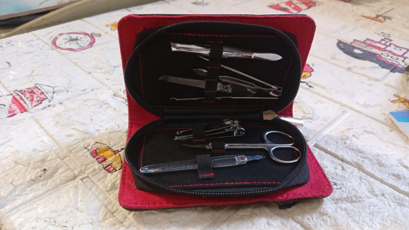 6835 Nail Scissors Professional Nail Clippers Kit Manicure Set 8 Pieces Top Grade Stainless Steel Grooming Kit With Travel Case For Travel Or Home Manicure Set (8 Pc Set)